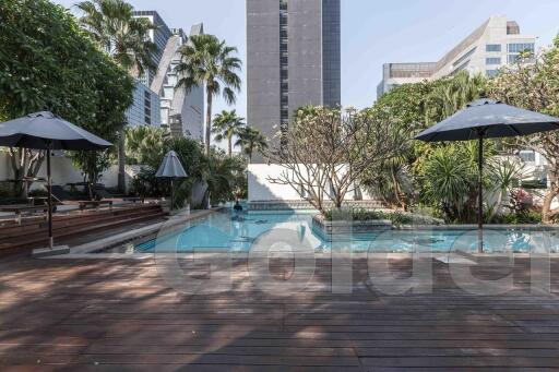 2-Bedroom Condo on high floor - Athenee Residence - Ploenchit BTS