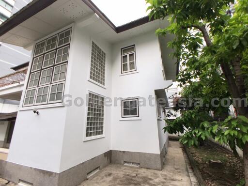 Single House / Home-Office close to Asoke BTS