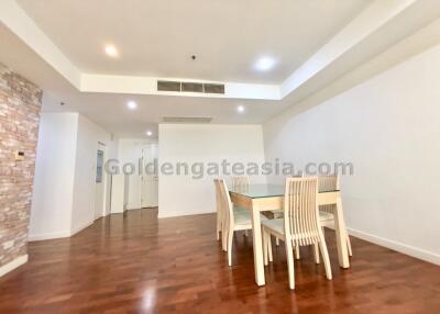 3-Bedrooms spacious modern condo - Sukhumvit soi 24