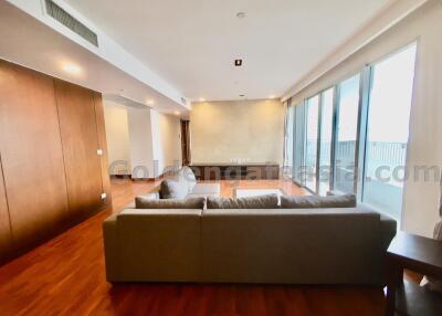 Modern 3-Bedrooms, 3-ensuite Bathrooms plus study room - Asok BTS