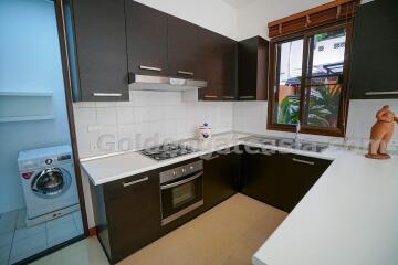 3-Bedrooms Townhome in compound - Phrom Phong BTS