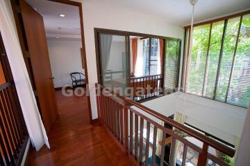 3-Bedrooms Townhome in compound - Phrom Phong BTS