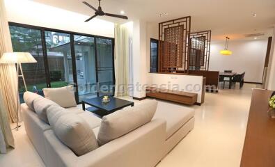 3-Bedroom Modern House with Private Swimming Pool - Sukhumvit soi 49