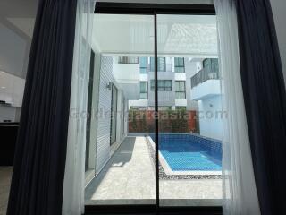 5-Bedrooms Modern Detached House with Private Swimming Pool - Phrom Phong