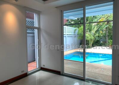 4-Bedrooms single House with Private Swimming Pool - Phrom Phong (Sukhumvit 39)