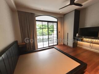 4-Bedrooms Modern Townhouse - Thonglor