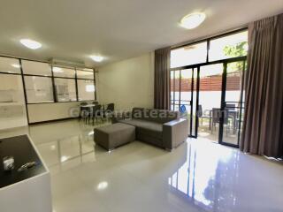 3-Bedrooms Townhouse with Garden in secure compound - Sukhumvit 49.