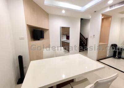 3-Bedrooms Townhouse in Compound - Sukhumvit 49