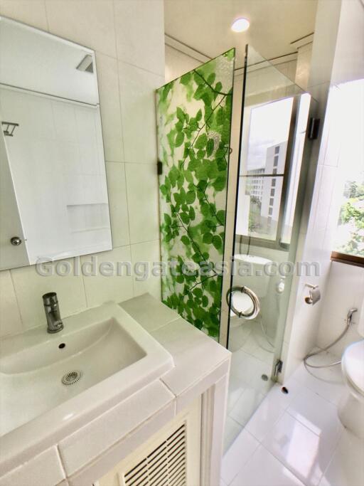 2-Bedrooms spacious condo with balcony  - Thonglor BTS