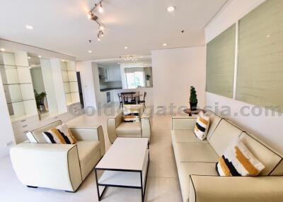 2-Bedrooms spacious condo with balcony  - Thonglor BTS