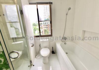 2-Bedrooms spacious condo with balcony  - Thonglor BTS