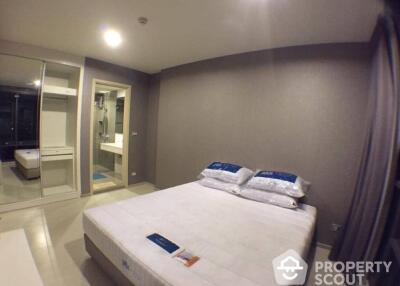 1-BR Condo at Rhythm Sukhumvit 42 near BTS Ekkamai