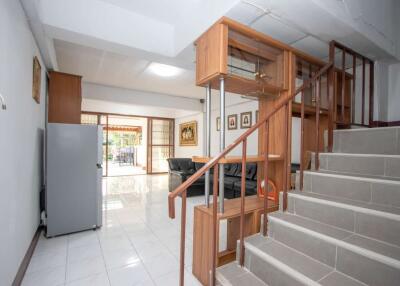 Basic, affordable townhouse to rent only 7,500 baht per month!