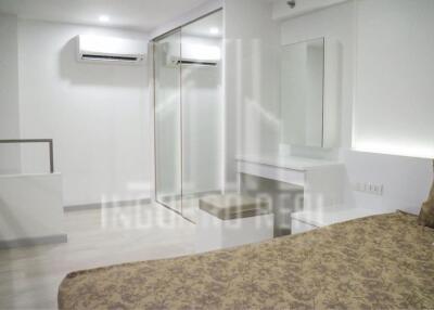 For Rent 1 Bed Duplex Condo Knightsbridge Prime Sathorn