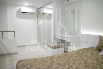 For Rent 1 Bed Duplex Condo Knightsbridge Prime Sathorn