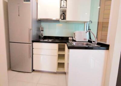 1-BR Condo at Beverly 33 near BTS Phrom Phong