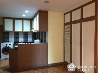 1-BR Condo at Sathorn Gardens near MRT Si Lom (ID 514556)