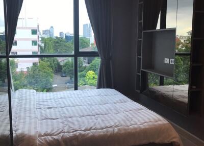 1 bed Condo in The Unique Sukhumvit 62/1 Phrakhanong District C020342