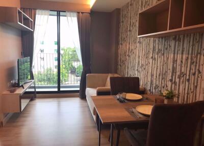 1 bed Condo in The Unique Sukhumvit 62/1 Phrakhanong District C020342