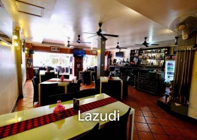 Prime Location: Restaurant Business with 12 Guest Rooms in Cha Am