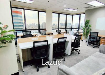 Service office for rent at Muangthai phatra complex