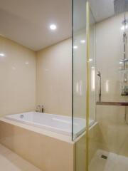 Hyde Sukhumvit 13 – 3 bed