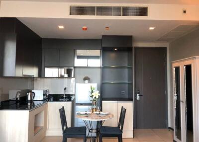 Edge Sukhumvit 23 – 1 bed