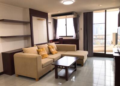 Supalai Place – 2 bed