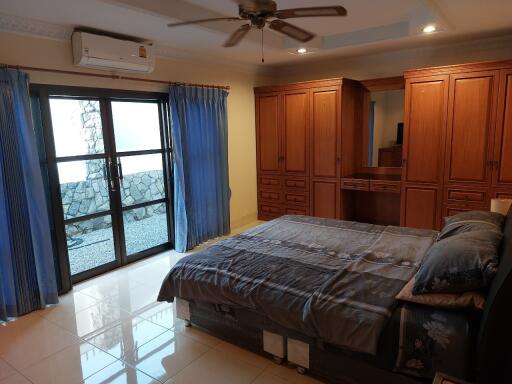 East Pattaya 5 Bedrooms House for Sale