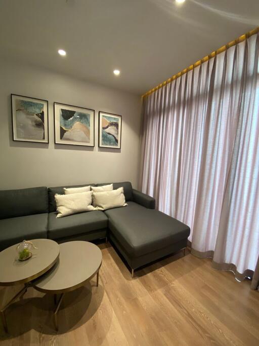 MUNIQ Sukhumvit 23 – 2 bed