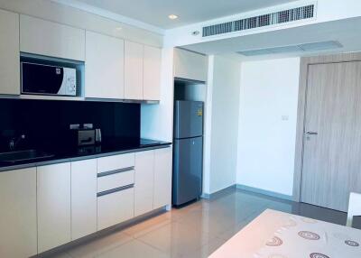 Nova Ocean View Condo For Sale in Pratumnak