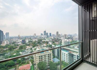 BEATNIQ Sukhumvit 32 – 1 bed