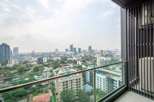 BEATNIQ Sukhumvit 32 – 1 bed