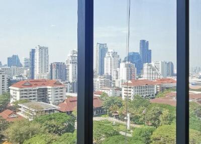 The Esse Asoke – 1 bed