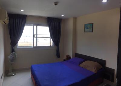 Renovated Park Lane Jomtien Condo for Sale