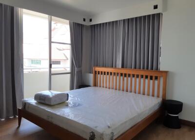 Asoke Place – 2 bed