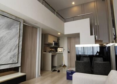 KnightsBridge Prime Sathorn – 1 bed duplex