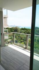 Riviera Wongamat Unfurnished Condo for Sale