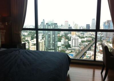 The Address Sukhumvit 28 – 2 bed