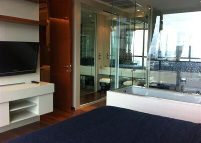 The Address Sukhumvit 28 – 2 bed