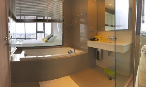 Rhythm Sukhumvit 42 – 2 bed