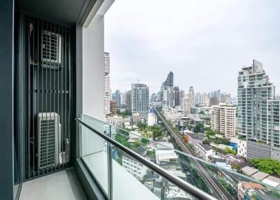 BEATNIQ Sukhumvit 32 – 1 bed