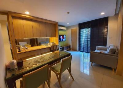 Zenith place Sukhumvit 42 – 2 bed