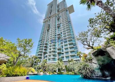 Classy condo for sale in “The Riviera Wongamat”, Wongamat C5034