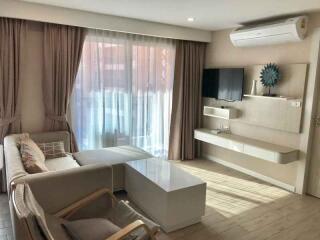 Jomtien Large Seven Seas Condo for Sale