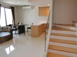 Villa Asoke – 1 bed duplex