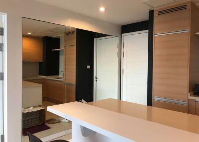 Aguston Sukhumvit 22 – 1 bed