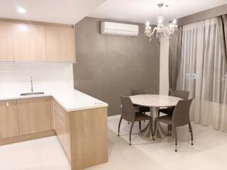 Villa Asoke – 1 bed duplex