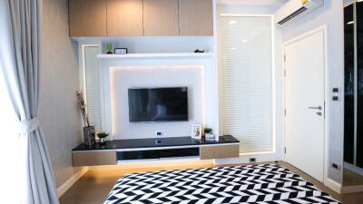 The Crest Sukhumvit 34 – 1 bed