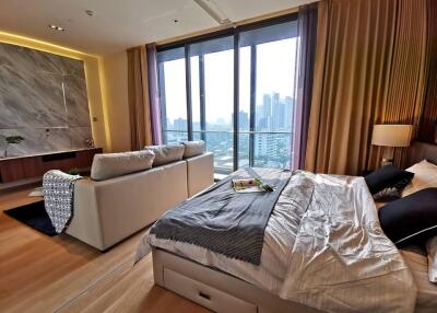 BEATNIQ Sukhumvit 32 – 1 bed